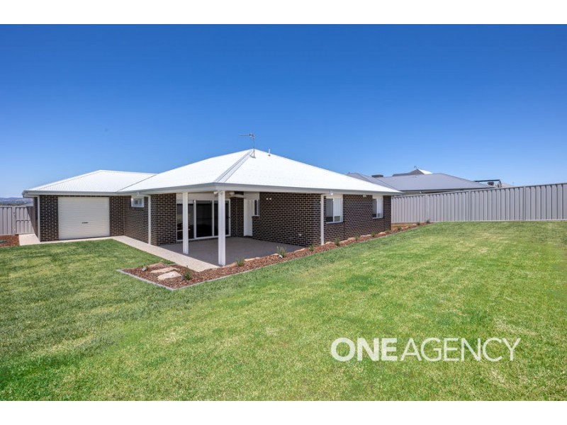 89 JUMBUCK DRIVE, Gobbagombalin NSW 2650