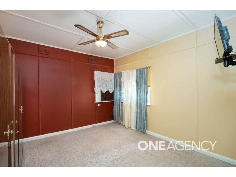 77 BROOKONG STREET, Lockhart NSW 2656