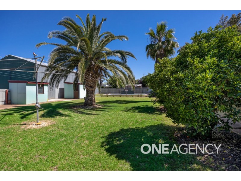 77 BROOKONG STREET, Lockhart NSW 2656