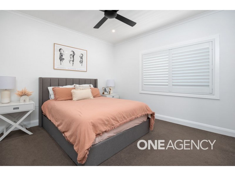 15 BANKS AVENUE, Kooringal NSW 2650