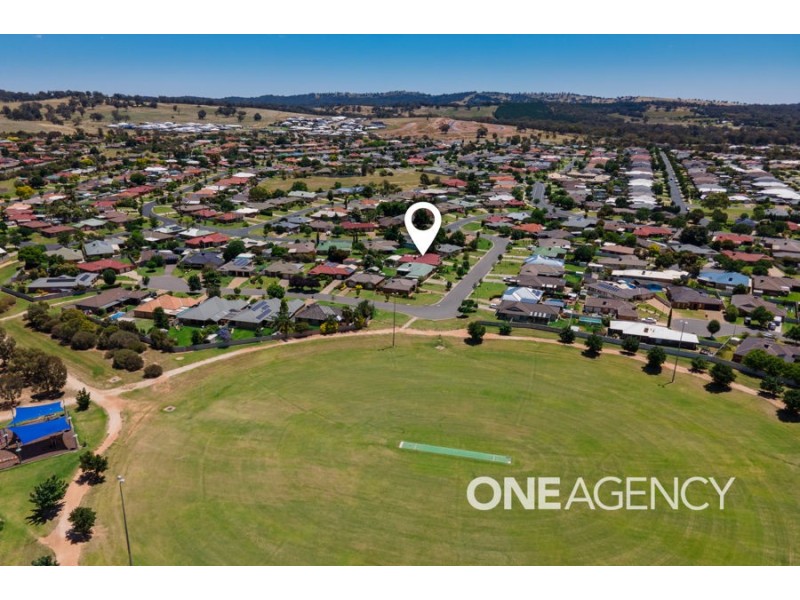 29 WOOMERA PLACE, Glenfield Park NSW 2650