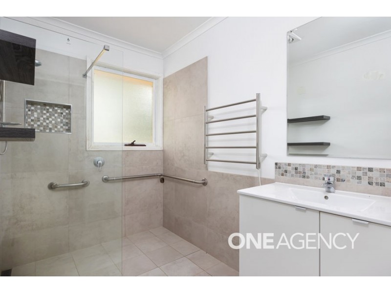 37 DUNN AVENUE, Forest Hill NSW 2651