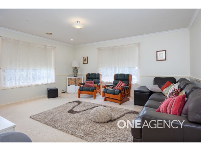 5 LILLI PILLI PLACE, Springvale NSW 2650