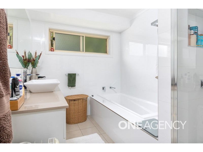 5 LILLI PILLI PLACE, Springvale NSW 2650