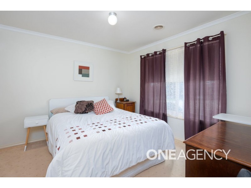 5 LILLI PILLI PLACE, Springvale NSW 2650