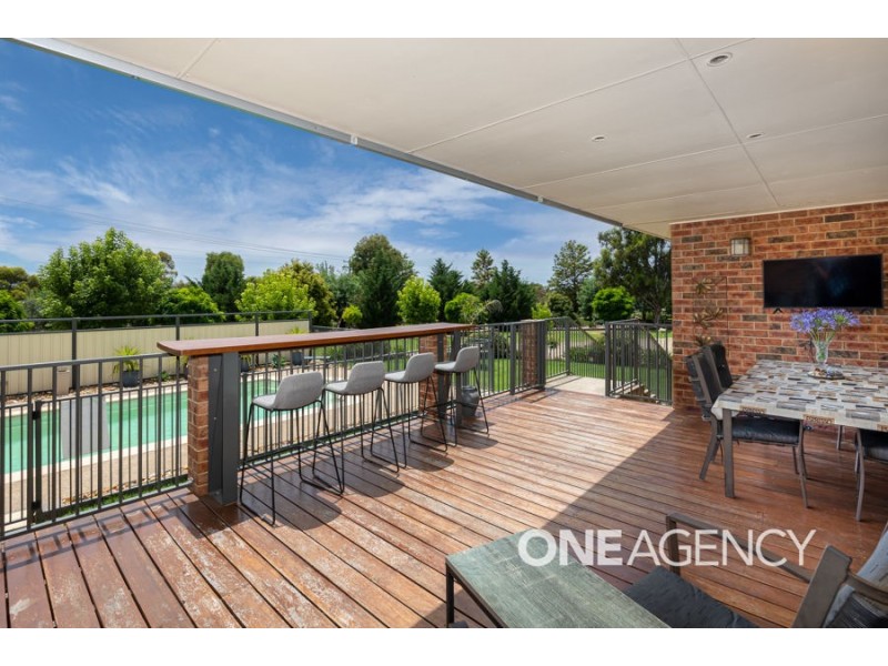 5 LILLI PILLI PLACE, Springvale NSW 2650