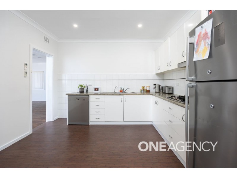 101 MEADOW STREET, Kooringal NSW 2650