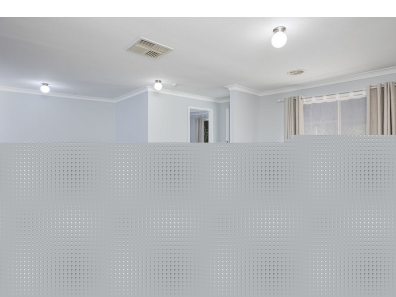 8 KURRAJONG AVENUE, Forest Hill NSW 2651