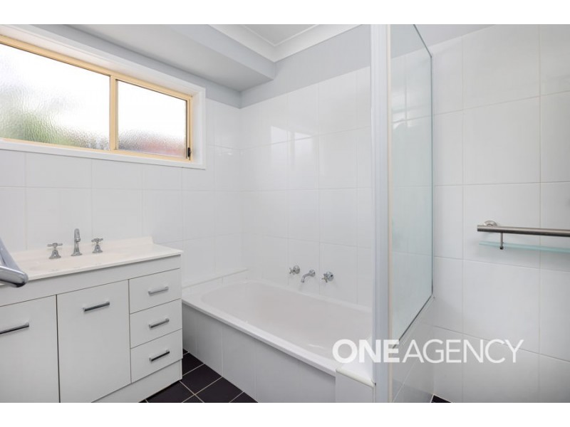 8 KURRAJONG AVENUE, Forest Hill NSW 2651