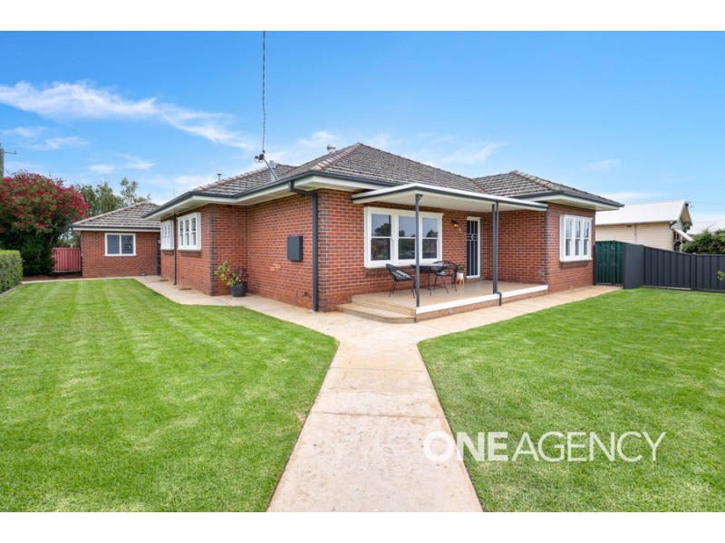 62 BOURKE STREET, Turvey Park NSW 2650