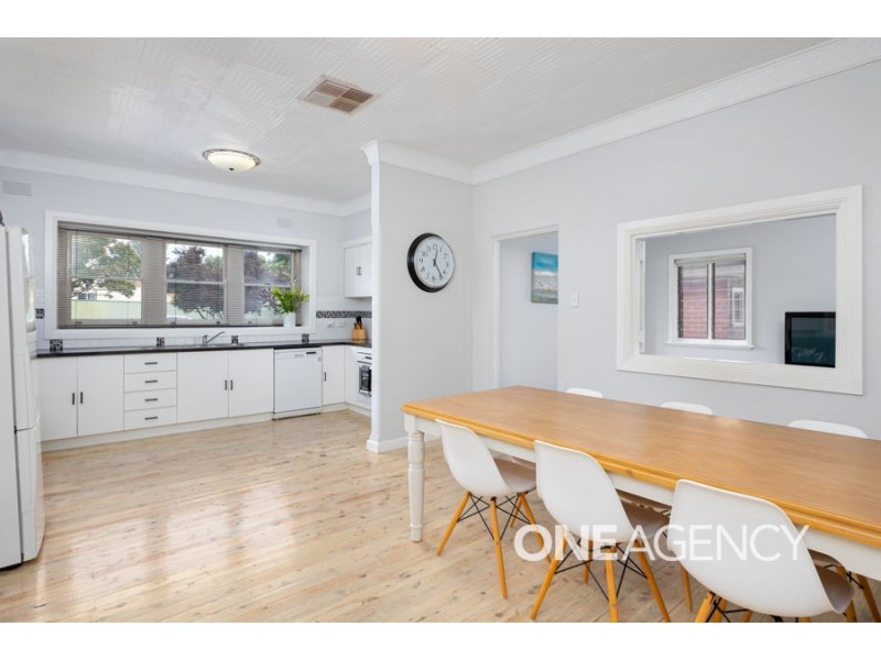 62 BOURKE STREET, Turvey Park NSW 2650