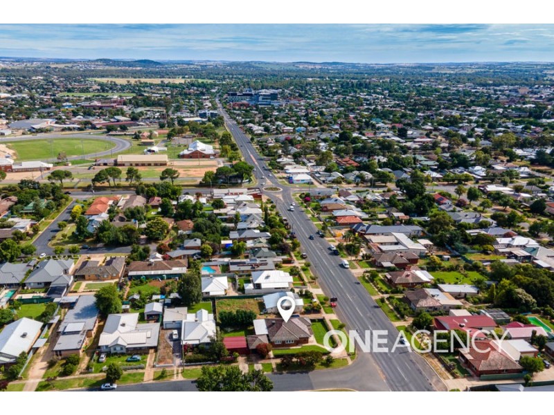 62 BOURKE STREET, Turvey Park NSW 2650