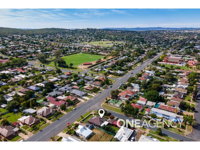 62 BOURKE STREET, Turvey Park NSW 2650