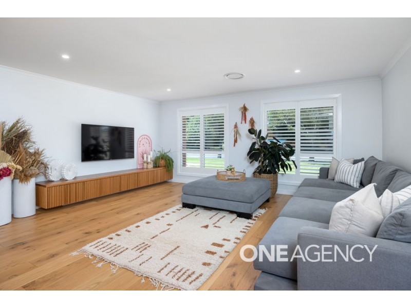 91 BALMORAL CRESCENT, Lake Albert NSW 2650