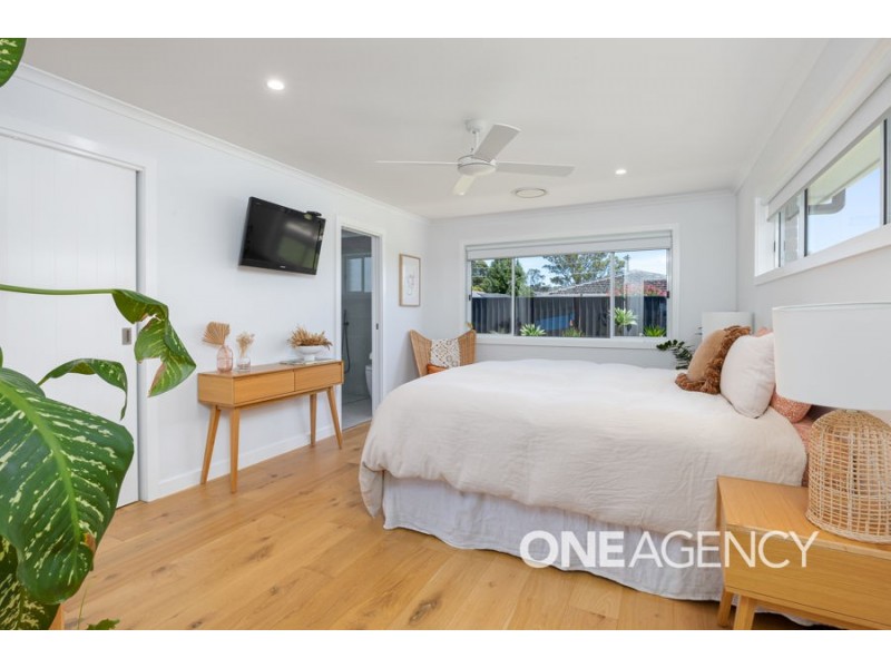 91 BALMORAL CRESCENT, Lake Albert NSW 2650