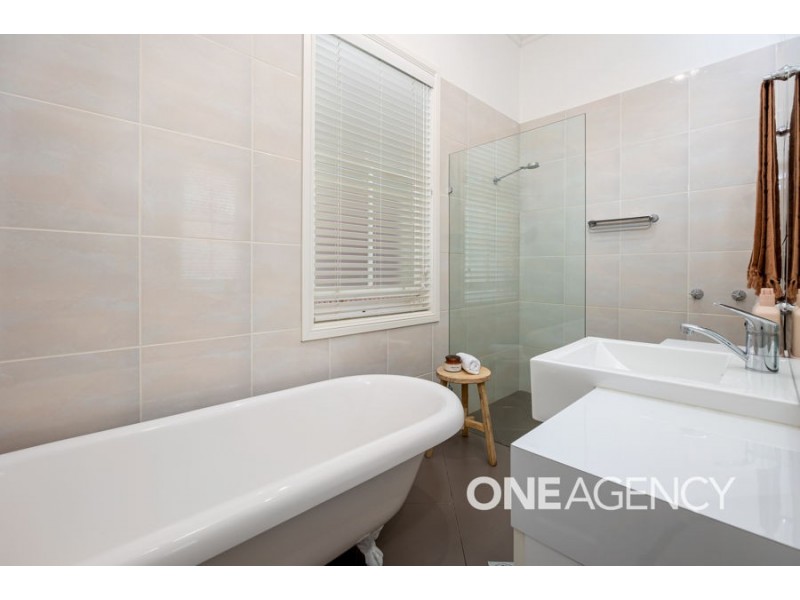 60 CRAMPTON STREET, Wagga Wagga NSW 2650