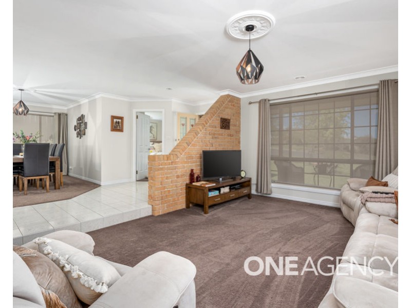 1 ELLWOOD CLOSE, Bourkelands NSW 2650