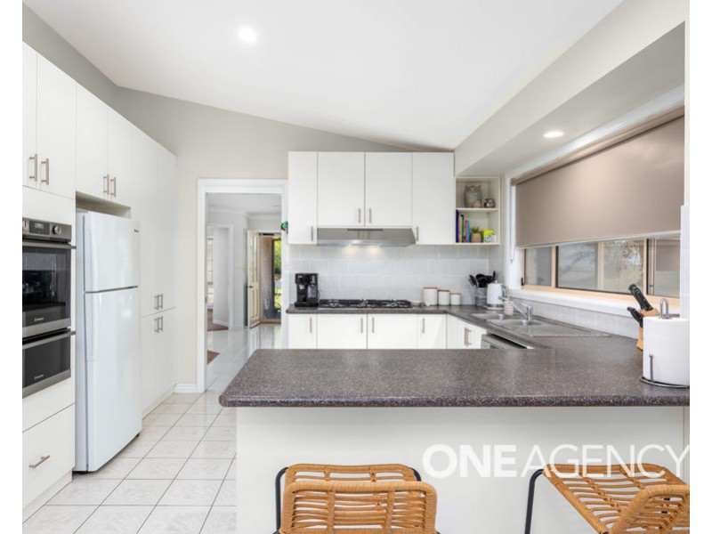 1 ELLWOOD CLOSE, Bourkelands NSW 2650