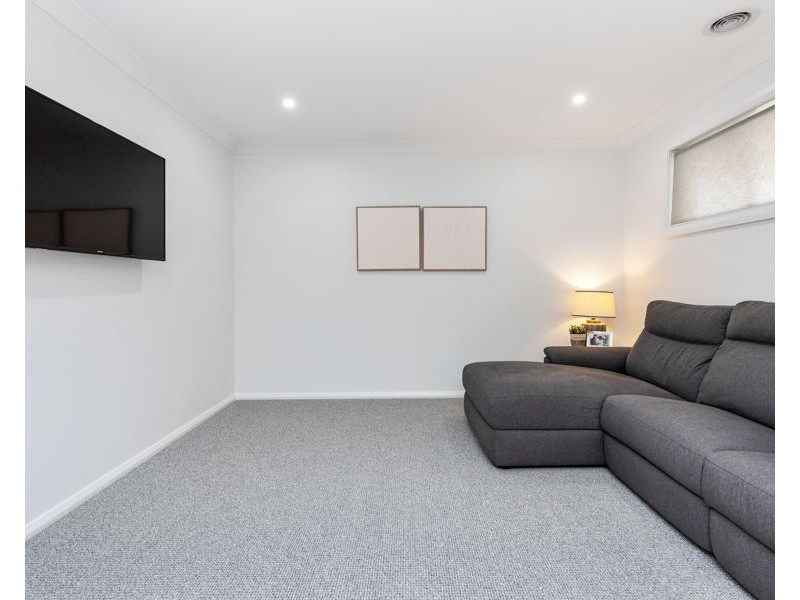 43 JUMBUCK DRIVE, Gobbagombalin NSW 2650