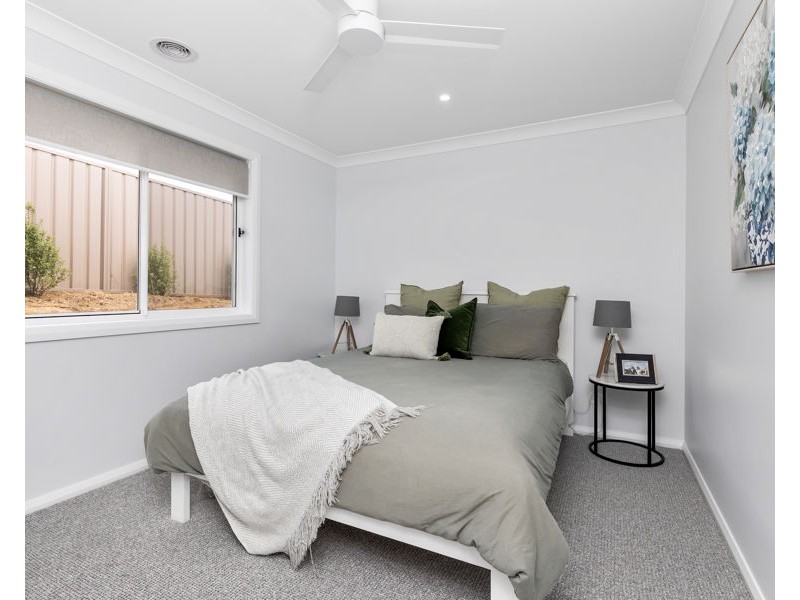 43 JUMBUCK DRIVE, Gobbagombalin NSW 2650