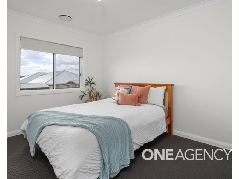43 GASNIER LOOP, Boorooma NSW 2650