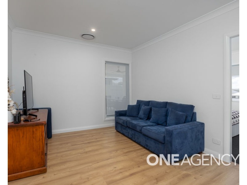 43 GASNIER LOOP, Boorooma NSW 2650