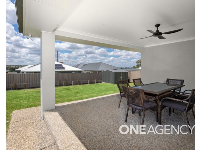 43 GASNIER LOOP, Boorooma NSW 2650