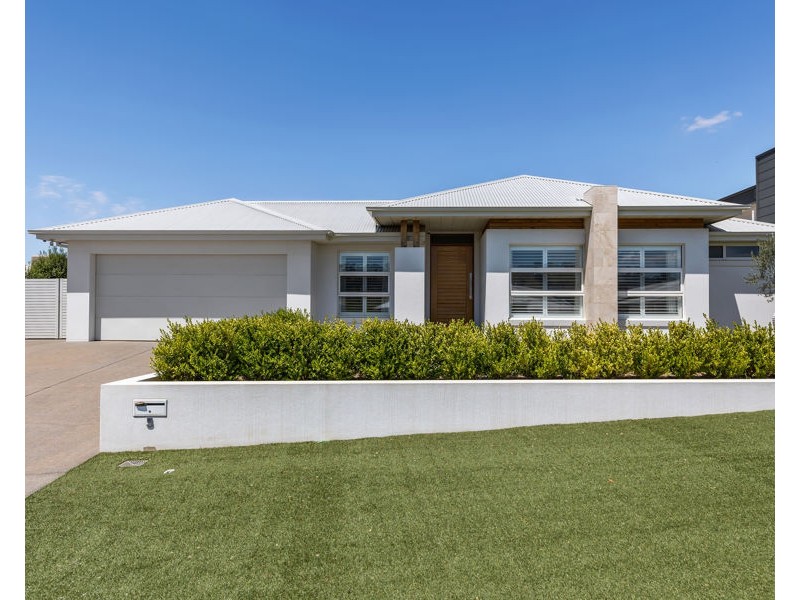 5 BONNER STREET, Lloyd NSW 2650