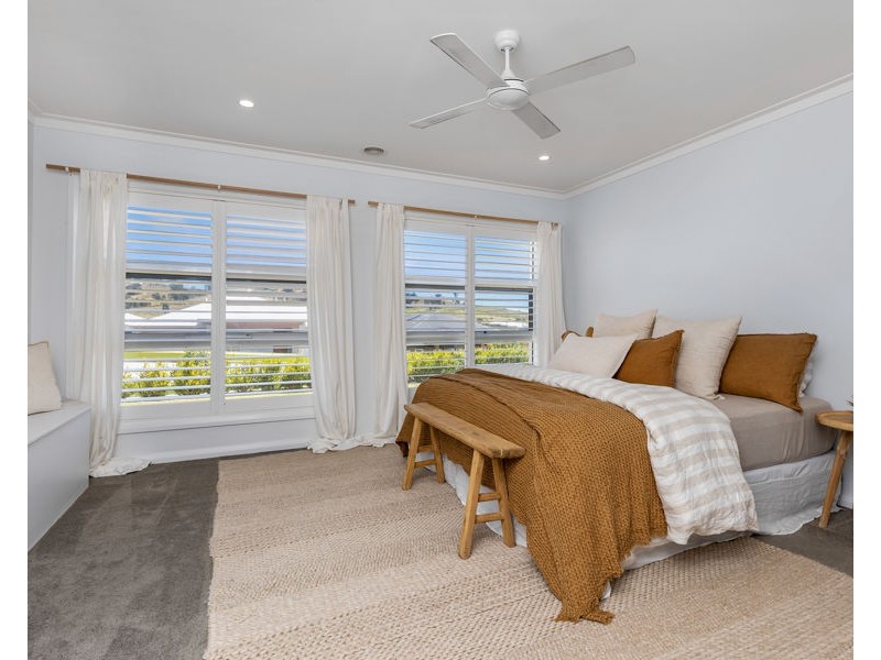 5 BONNER STREET, Lloyd NSW 2650