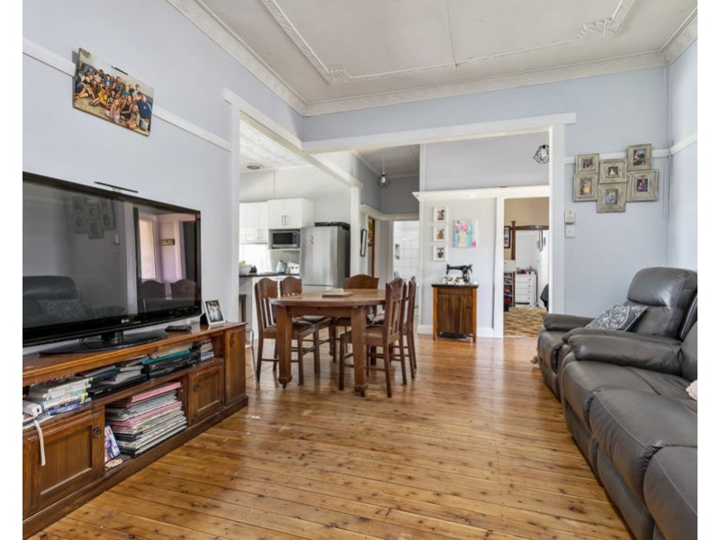 65 BROOKONG STREET, Lockhart NSW 2656