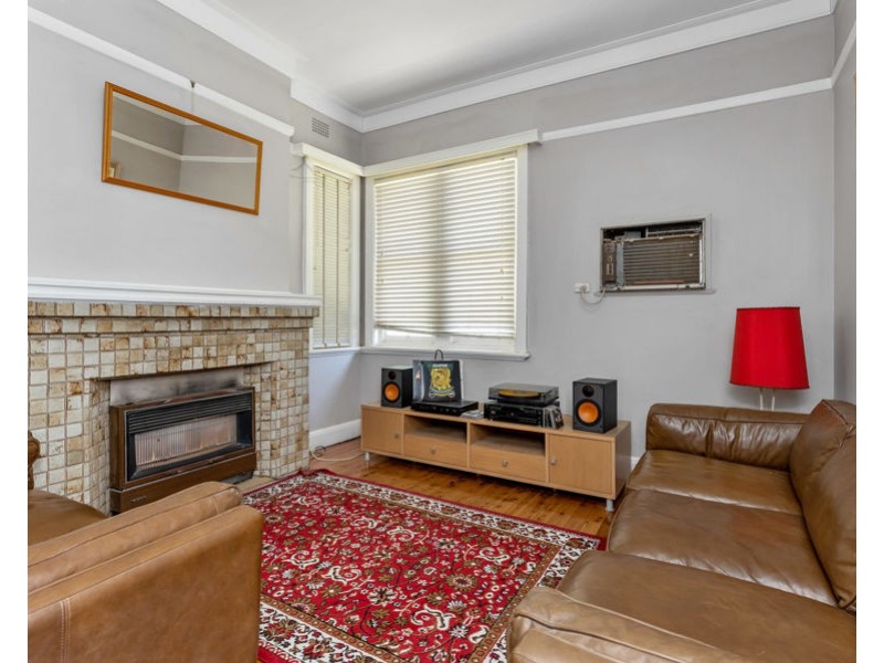 220 GURWOOD STREET, Wagga Wagga NSW 2650