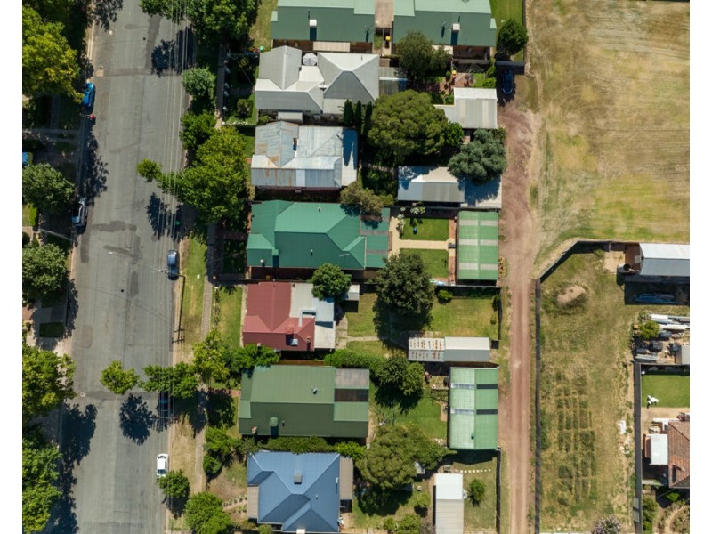 220 GURWOOD STREET, Wagga Wagga NSW 2650