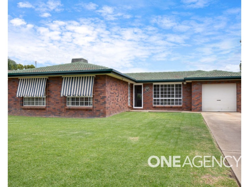 18 GOBORRA STREET, Glenfield Park NSW 2650