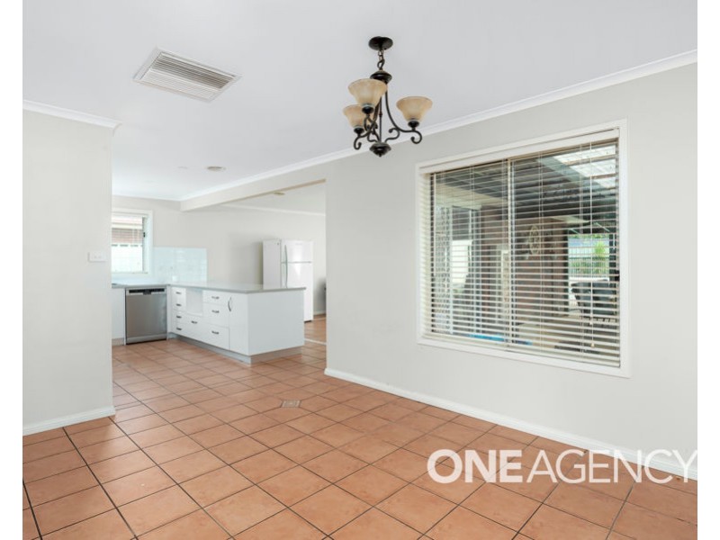 18 GOBORRA STREET, Glenfield Park NSW 2650