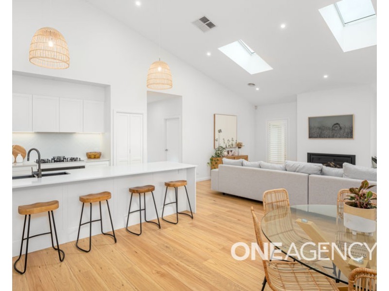 19 JIMBEROO LOOP, Gobbagombalin NSW 2650