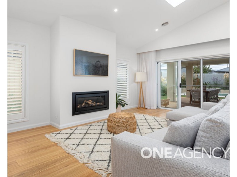 19 JIMBEROO LOOP, Gobbagombalin NSW 2650