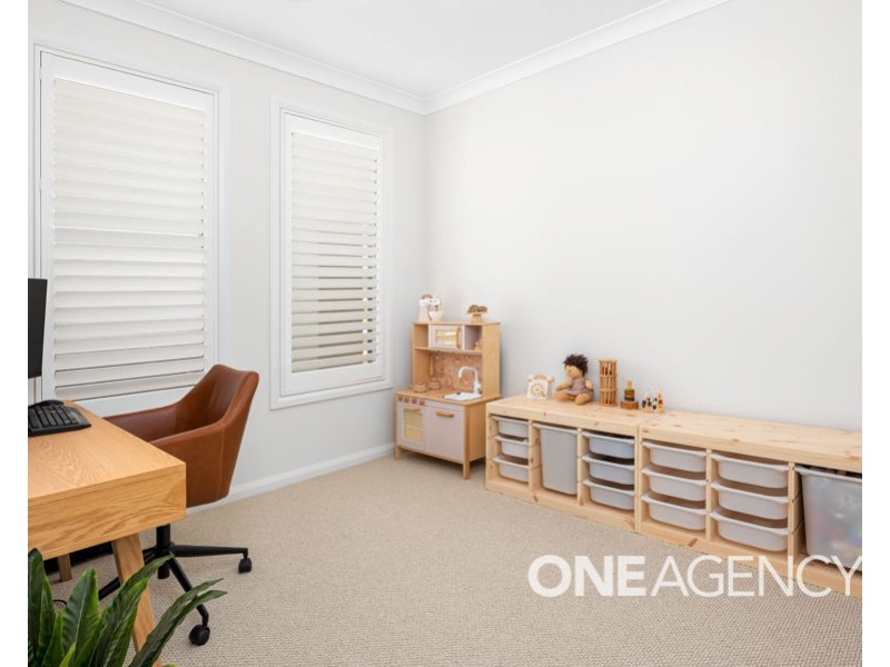 19 JIMBEROO LOOP, Gobbagombalin NSW 2650