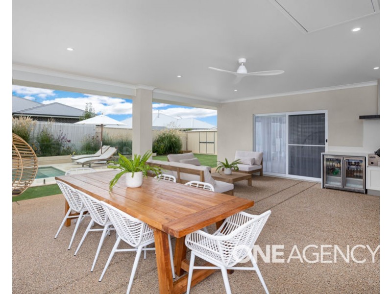 19 JIMBEROO LOOP, Gobbagombalin NSW 2650