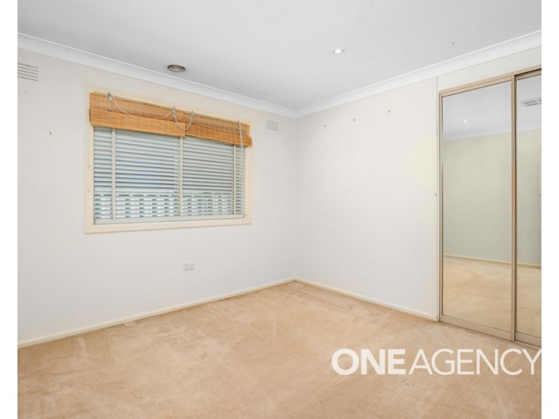 16 COOINBIL CRESCENT, Kooringal NSW 2650