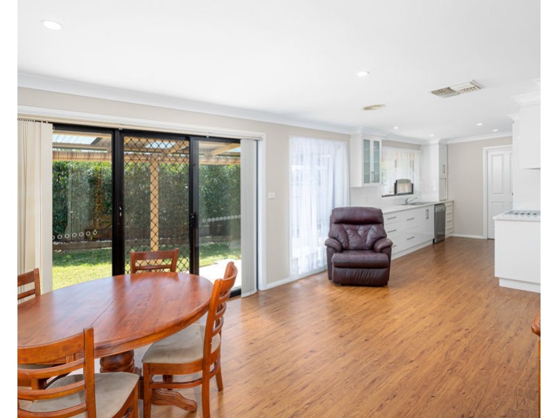 5/18 HARGRAVE AVENUE, Lloyd NSW 2650
