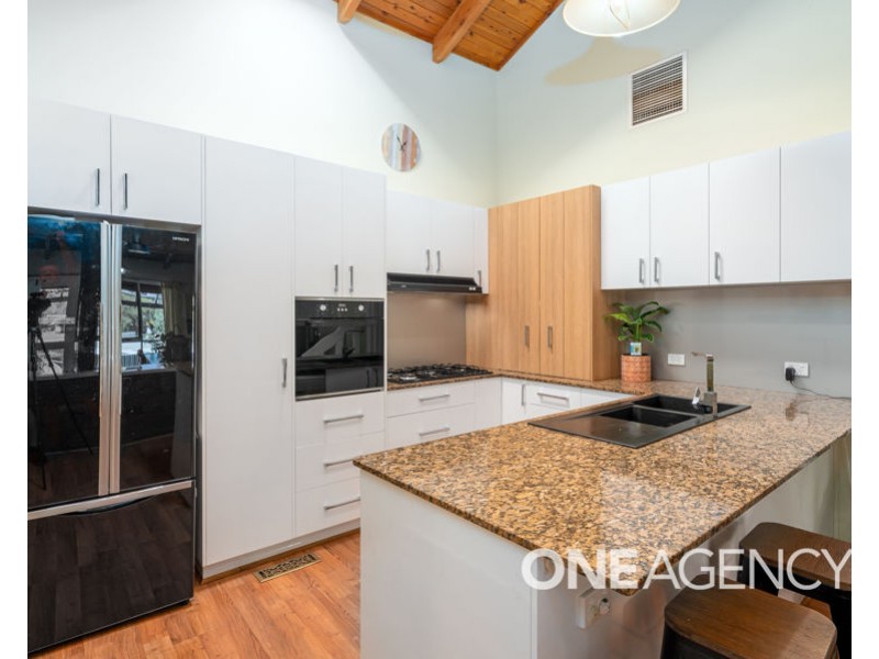 39 CHURCHILL AVENUE, Kooringal NSW 2650