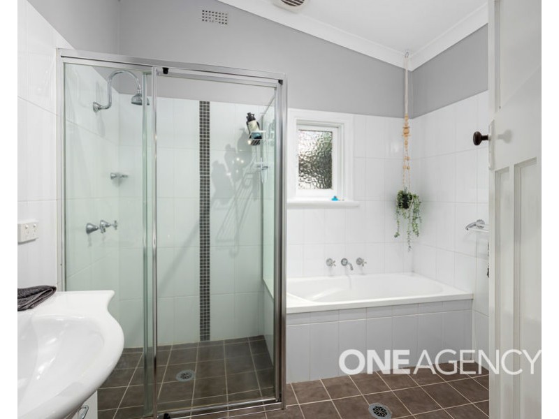 75 DOCKER STREET, Wagga Wagga NSW 2650