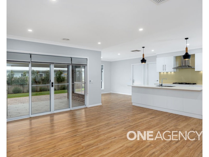 45 BARMEDMAN AVENUE, Gobbagombalin NSW 2650