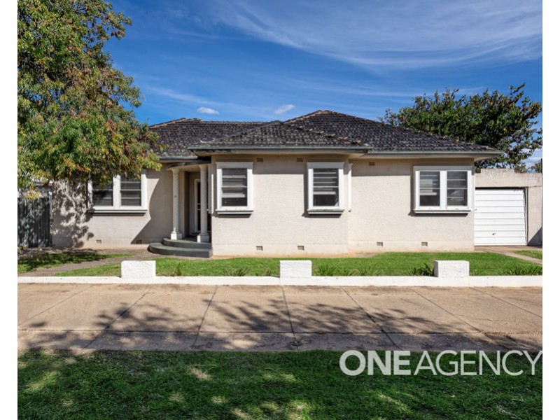 80 URANA STREET, Turvey Park NSW 2650