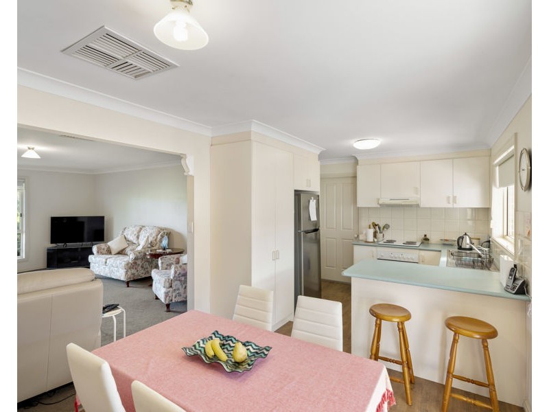 1/49 BEREMBEE ROAD, Bourkelands NSW 2650