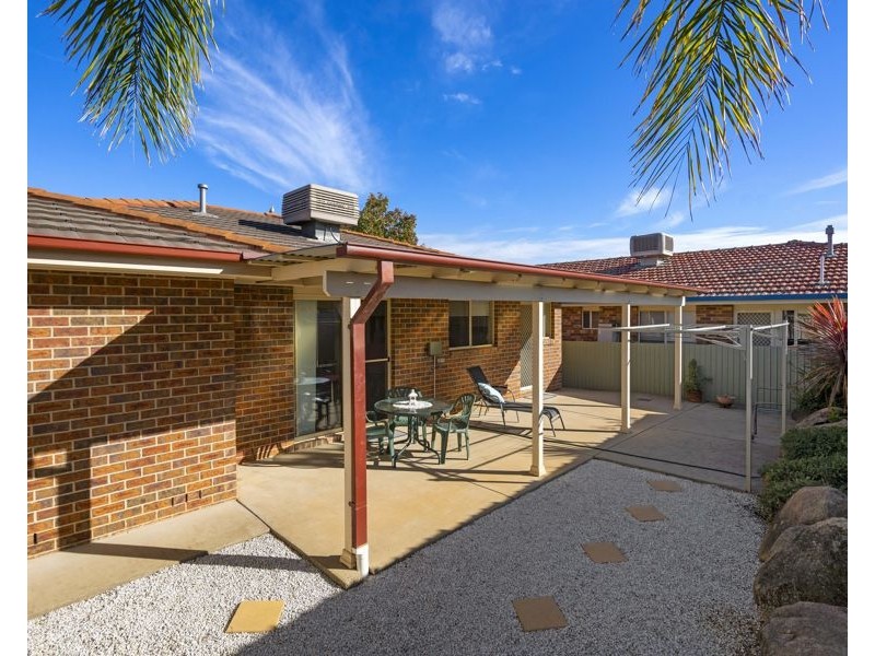 1/49 BEREMBEE ROAD, Bourkelands NSW 2650