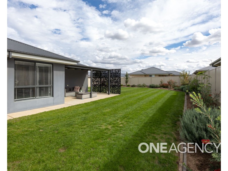 20 CUNJEGONG LOOP, Gobbagombalin NSW 2650