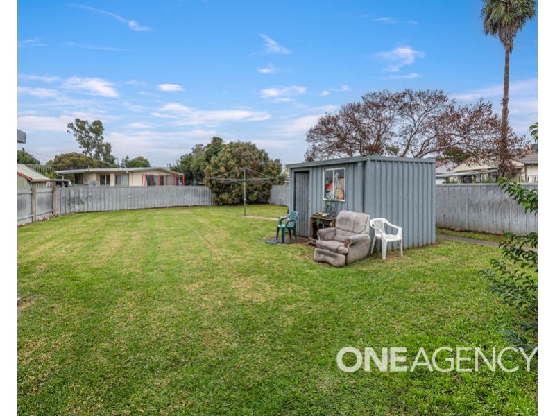 8 MADANG STREET, Ashmont NSW 2650