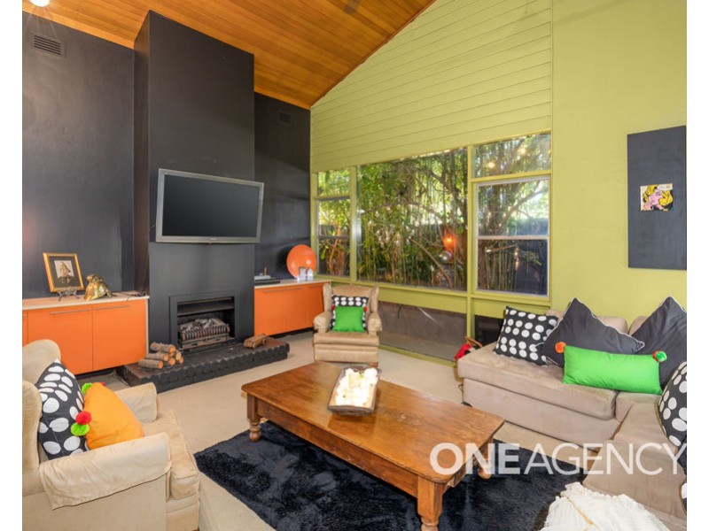 54 NORTHCOTT PARADE, Mount Austin NSW 2650