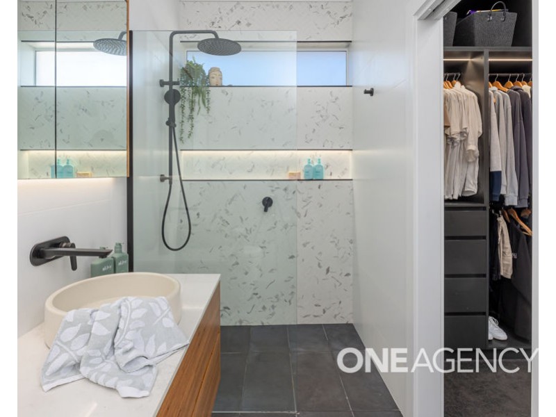 39 TREVOR STREET, Turvey Park NSW 2650